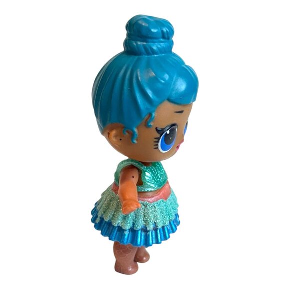 LOL Surprise Doll With Blue Hair & Glitter Outfit - Picture 4 of 5